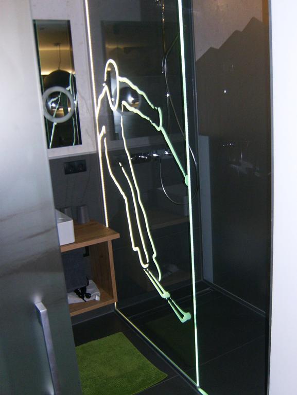 Royal Waldfeld Apartment Mayrhofen Room photo